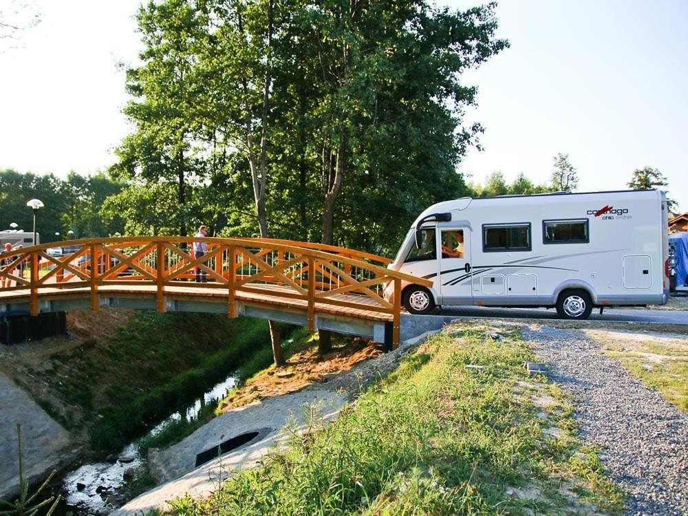 Molo Kemping Campsite Osiek (Lesser Poland)